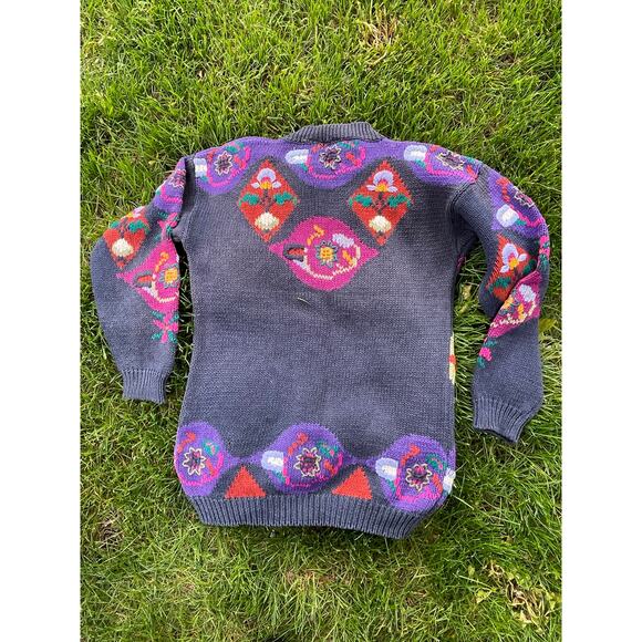 vintage Pier 1 Imports Passport Sweater Size Small - Picture 15 of 16